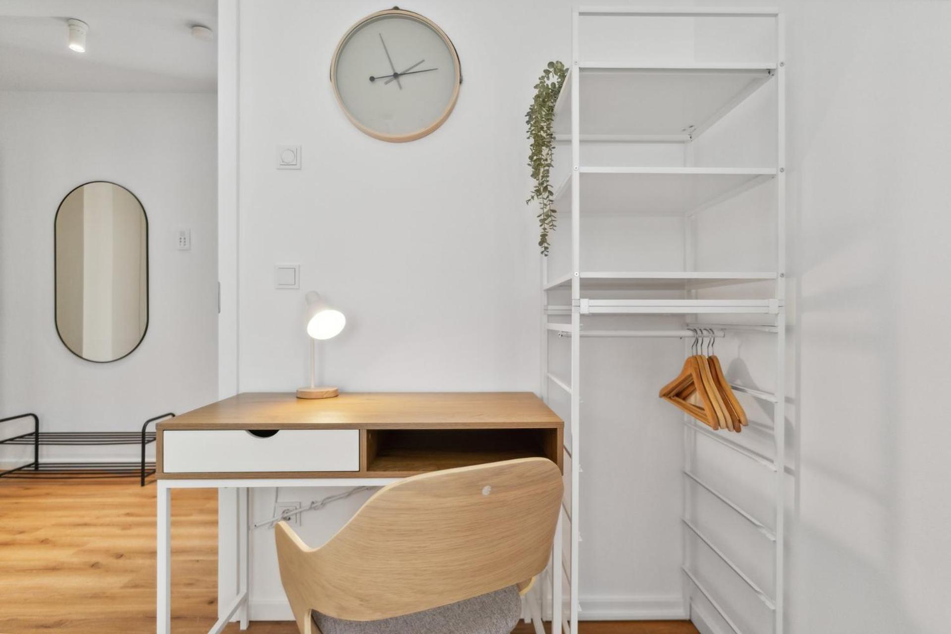 Zwei Apartments Fuer Bis Zu 8 Personen Zentral, Modern, Mit Terrasse & Balkon Bielefeld Esterno foto