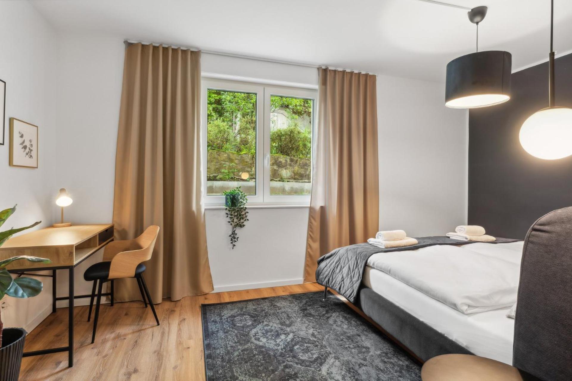 Zwei Apartments Fuer Bis Zu 8 Personen Zentral, Modern, Mit Terrasse & Balkon Bielefeld Esterno foto
