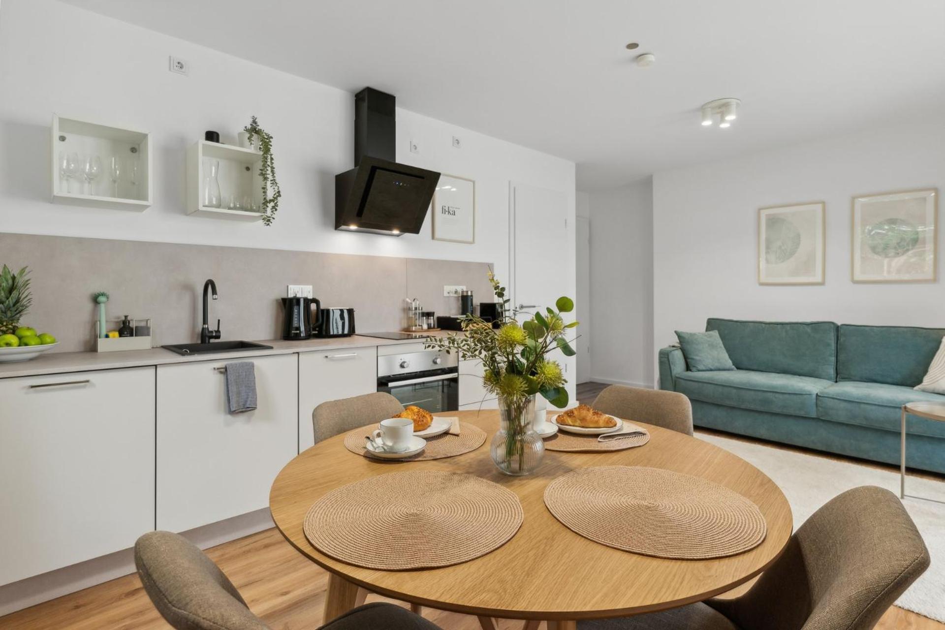 Zwei Apartments Fuer Bis Zu 8 Personen Zentral, Modern, Mit Terrasse & Balkon Bielefeld Esterno foto